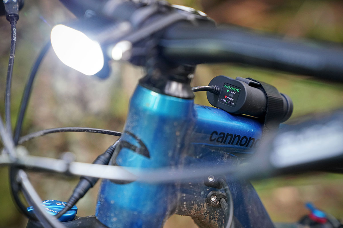 Bike deals light battery